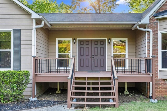 property entrance with a porch