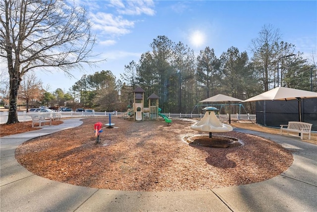 6355 Marlow Dr, Cumming, GA 30041 - communal playground with fence