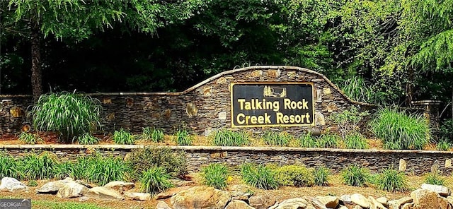 1751B Elk Trl, Talking Rock, GA 30175