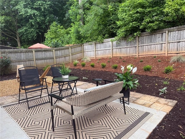 3607 Archgate Ct, Alpharetta, GA 30004 - fenced backyard with a patio area