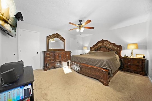 bedroom with carpet and ceiling fan