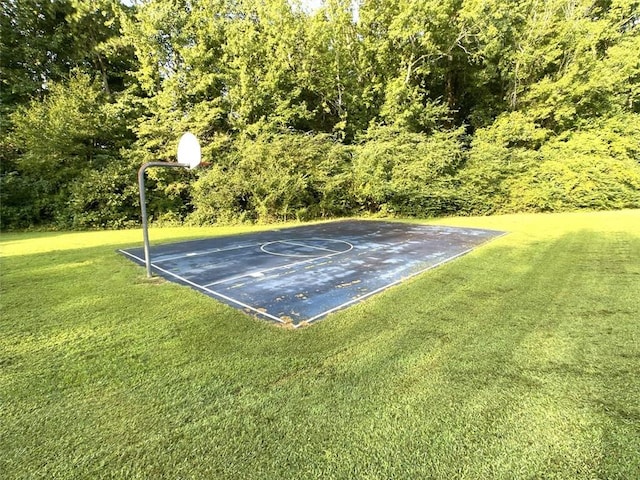 4653 Glory Maple Trce, Powder Springs, GA 30127 - view of sport court featuring community basketball court and a yard