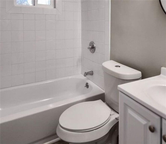 2900 Bradmoor Ct, Decatur, GA 30034 - bathroom with toilet, shower / bath combination, and vanity