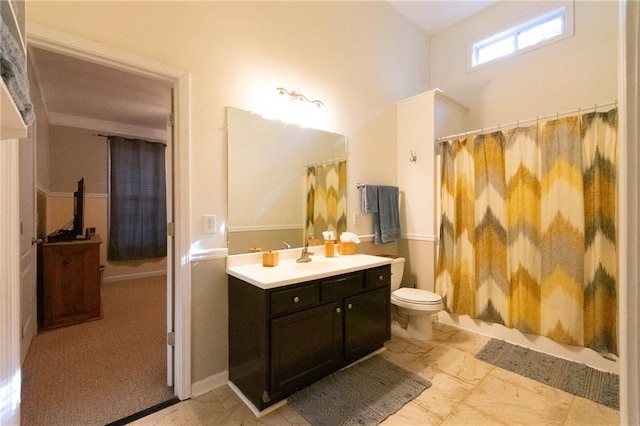 full bathroom with toilet, shower / bathtub combination with curtain, and vanity