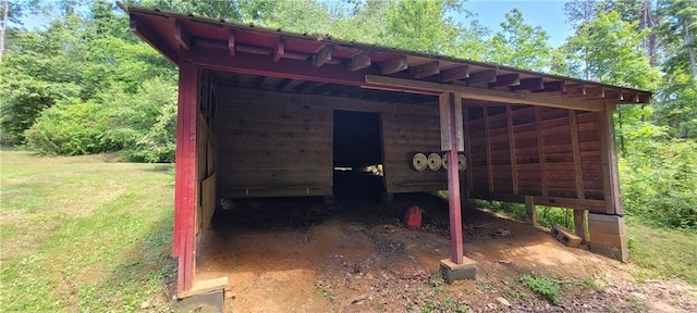 view of outdoor structure