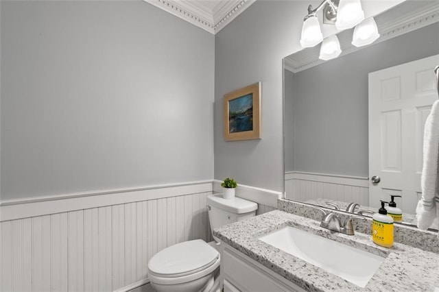 4546 Graywood Trce, Peachtree Corners, GA 30092 - bathroom with wainscoting, ornamental molding, and vanity