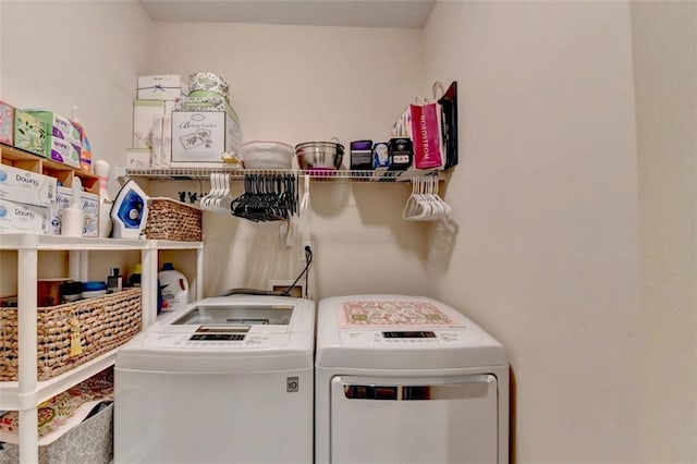 2837 Peachstone Ct, Lawrenceville, GA 30043 - laundry area featuring washer and clothes dryer