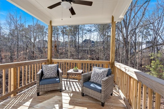 deck with ceiling fan