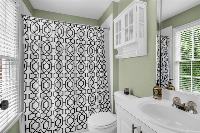4020 Devereux Chase, Roswell, GA 30075 - bathroom with toilet, vanity, and a shower with curtain