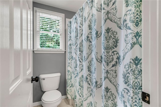 4020 Devereux Chase, Roswell, GA 30075 - bathroom featuring baseboards, toilet, curtained shower, and tile patterned floors