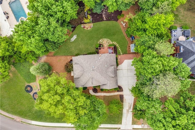 4020 Devereux Chase, Roswell, GA 30075 - aerial view of a pool area