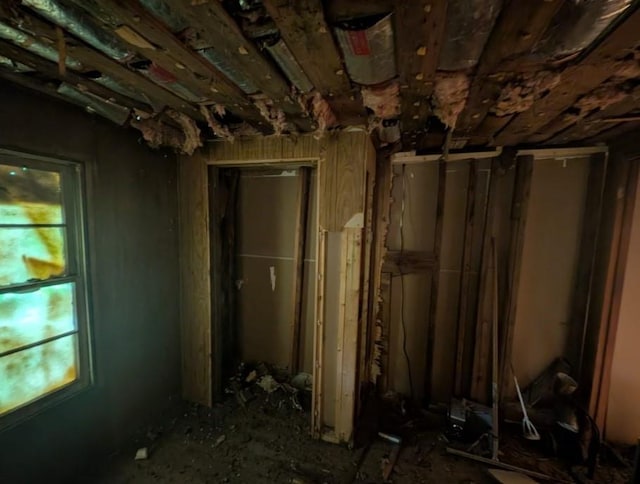2021 Moody Dr SW, Atlanta, GA 30315 - unfurnished room with healthy amount of natural light