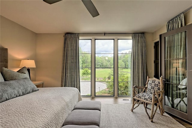 bedroom featuring ceiling fan