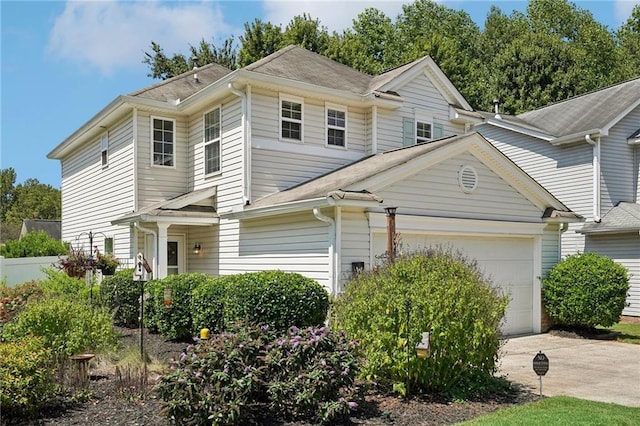 view of front facade with a garage