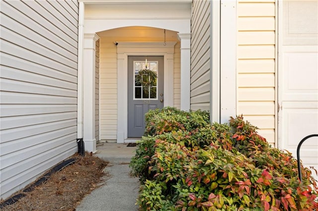 view of property entrance