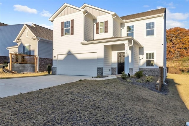 view of front of home featuring a garage