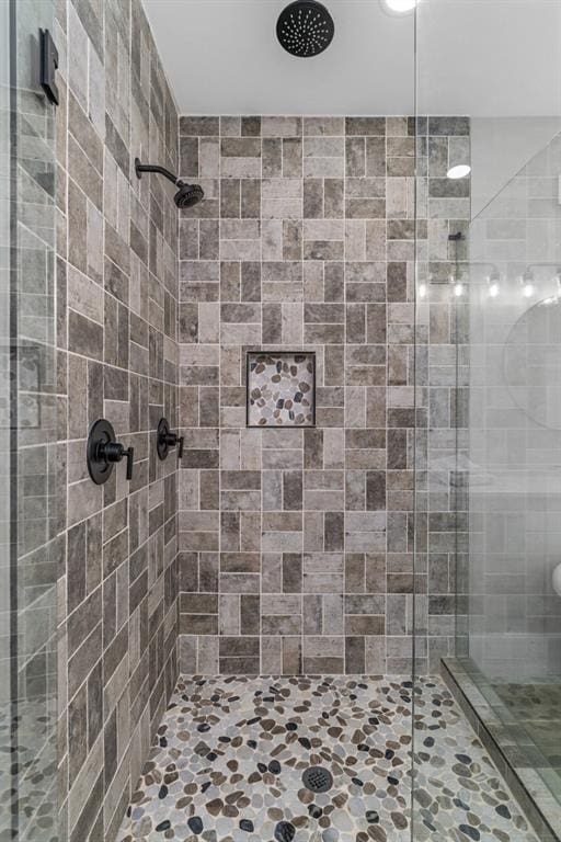 407 Estates View Dr, Acworth, GA 30101 - full bath featuring a stall shower