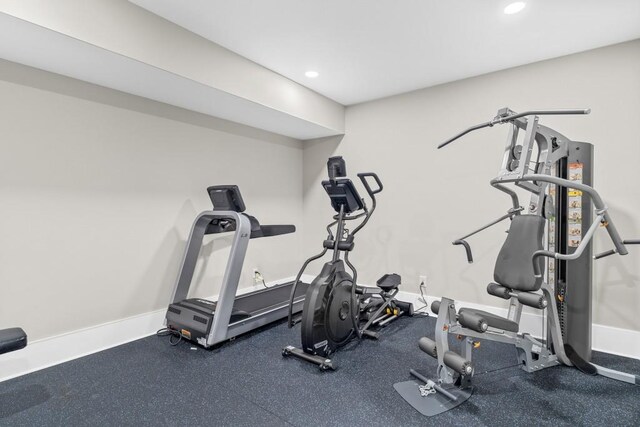 407 Estates View Dr, Acworth, GA 30101 - workout room with recessed lighting and baseboards