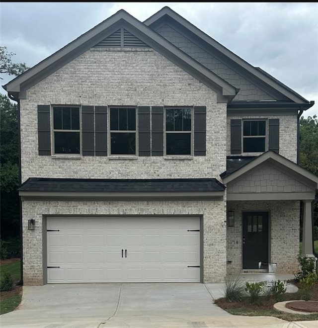 view of front of house featuring a garage