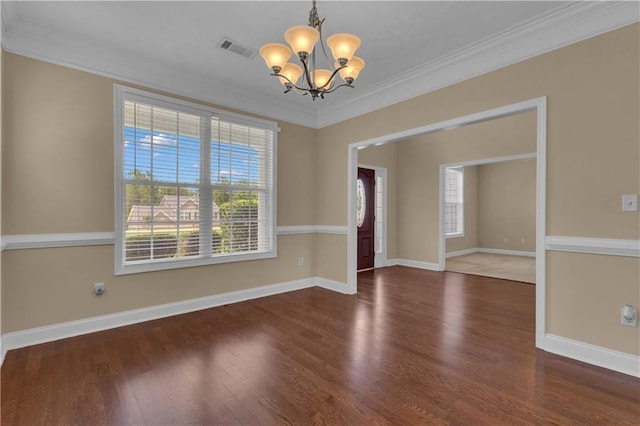 102 Plantation Dr, Lagrange, GA 30277 - unfurnished room with a chandelier, wood finished floors, and ornamental molding
