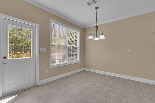 102 Plantation Dr, Lagrange, GA 30277 - unfurnished dining area featuring a chandelier and crown molding