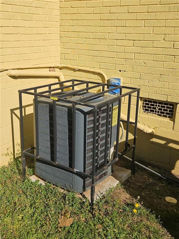 2795 Tilson Rd, Decatur, GA 30032 - details featuring cooling unit