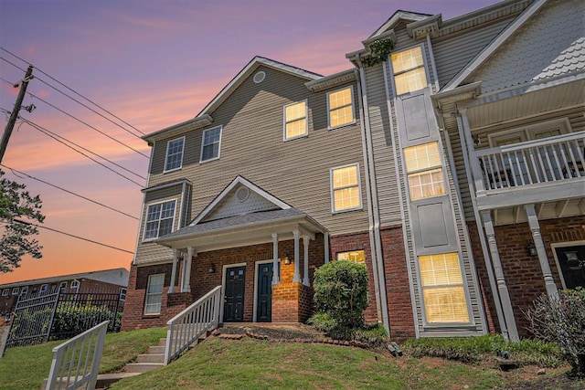 277 Ralph David Abernathy Blvd SW, Atlanta, GA 30312 - view of property featuring brick siding and a balcony