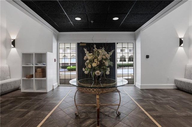 foyer with crown molding