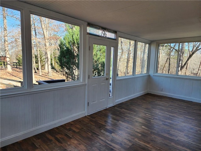 view of unfurnished sunroom