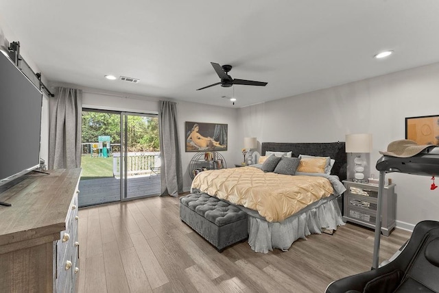 bedroom with light wood finished floors, access to exterior, recessed lighting, and ceiling fan