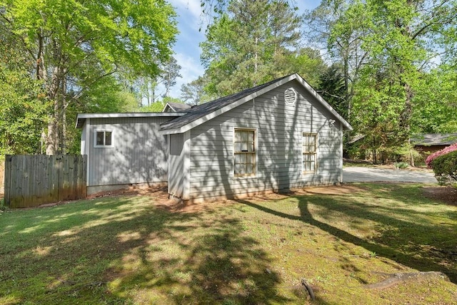 view of outbuilding