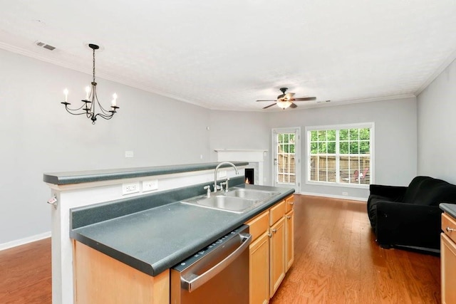 786 Brookside Parc Ln, Avondale Estates, GA 30002 - kitchen with dishwasher, open floor plan, light wood-style flooring, a ceiling fan, and dark countertops