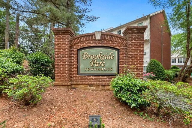 786 Brookside Parc Ln, Avondale Estates, GA 30002 - view of community sign