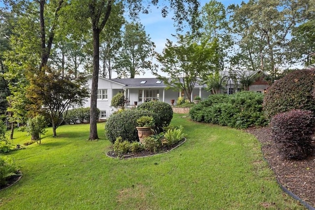 263 Mountainview Cir, Canton, GA 30115 - view of front of property with a front lawn