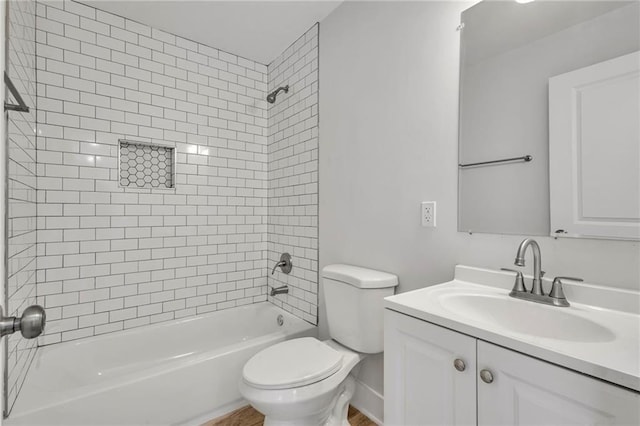 1271 Lorenzo Dr SW, Atlanta, GA 30310 - full bath featuring toilet, vanity, and tub / shower combination