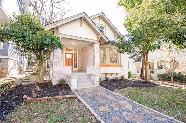 view of front of house featuring a porch