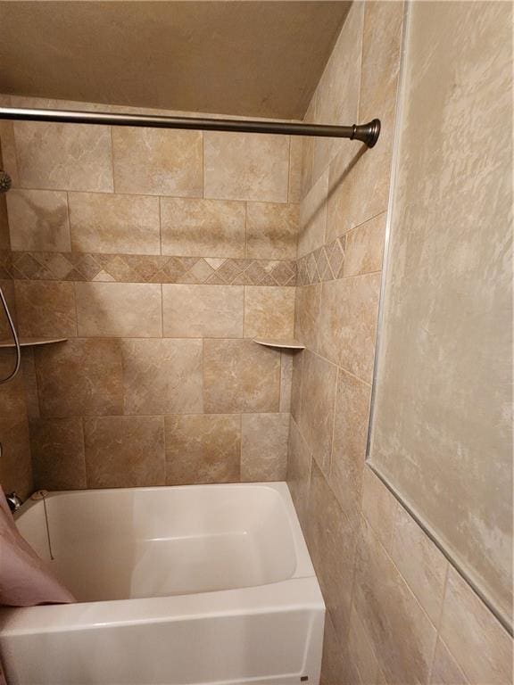 full bathroom featuring shower / washtub combination