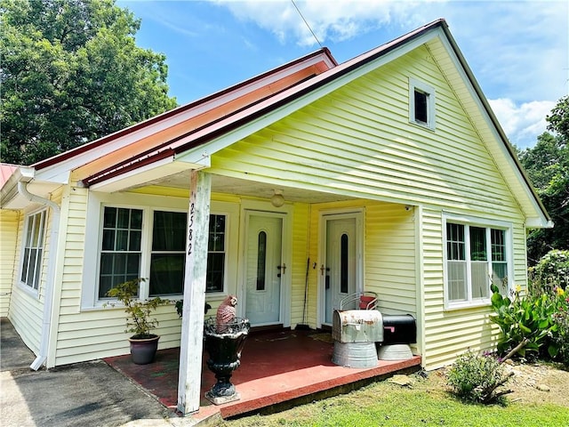 view of front of house