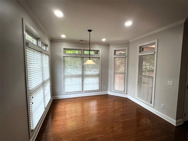 114 Vinings Way SE, Calhoun, GA 30701 - hallway with light carpet and baseboards