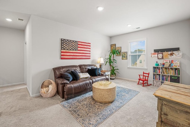 living room with carpet