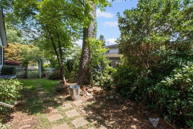 881 Mclinden Ave SE, Smyrna, GA 30080 - view of yard