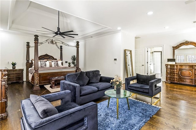 2616 Boddie Pl, Duluth, GA 30097 - living area with crown molding, a ceiling fan, recessed lighting, wood finished floors, and a tray ceiling