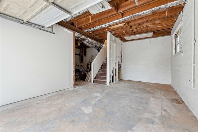 1573 Deerwood Ln, Acworth, GA 30102 - view of garage