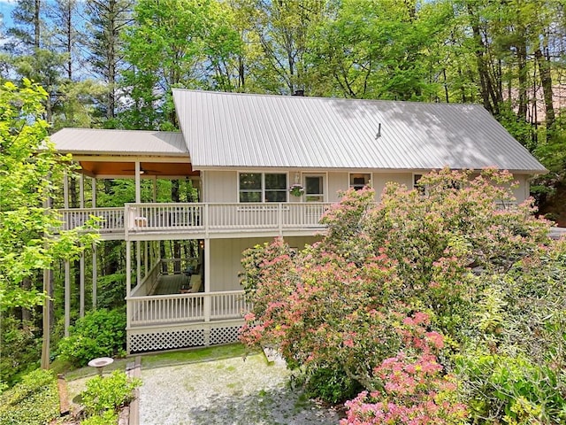 1133 Ridgepole Dr, Sky Valley, GA 30537 - view of front facade featuring a metal roof