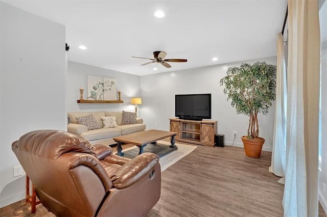 180 Kingston Highway 293 NW, Cartersville, GA 30120 - living room with ceiling fan, wood finished floors, recessed lighting, and baseboards