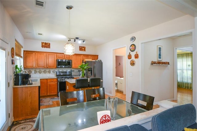 574 Friars Head Dr, Suwanee, GA 30024 - view of dining space