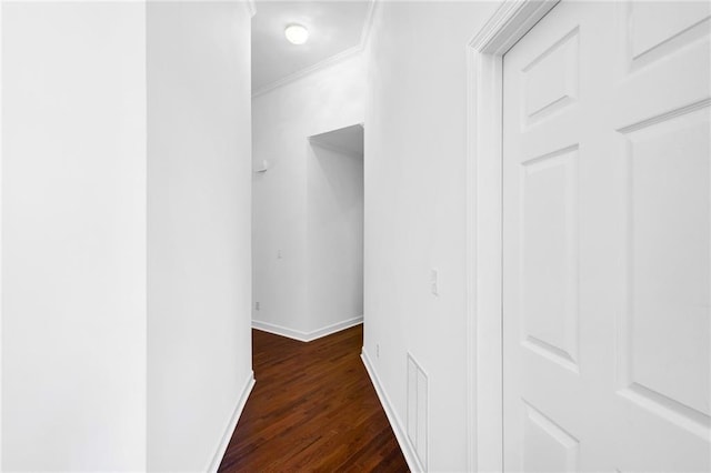 385 Windermere Cir, Newnan, GA 30265 - hall featuring dark wood-style flooring, baseboards, and crown molding
