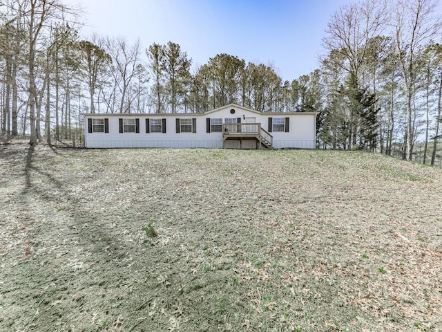 manufactured / mobile home featuring a deck