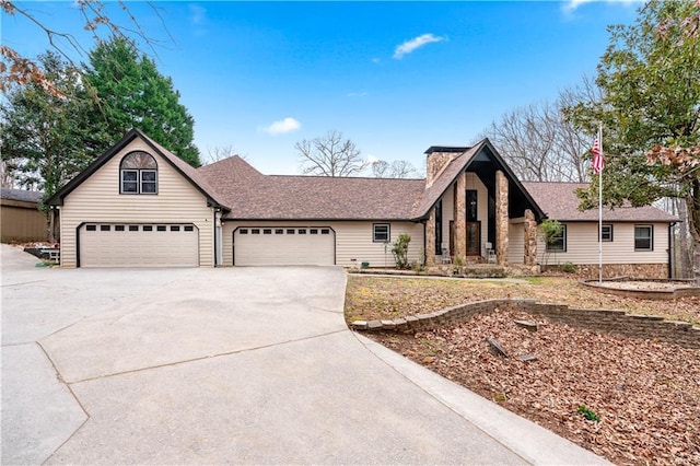 view of front facade with a garage