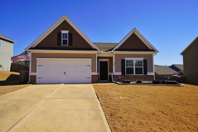 craftsman inspired home with a front yard